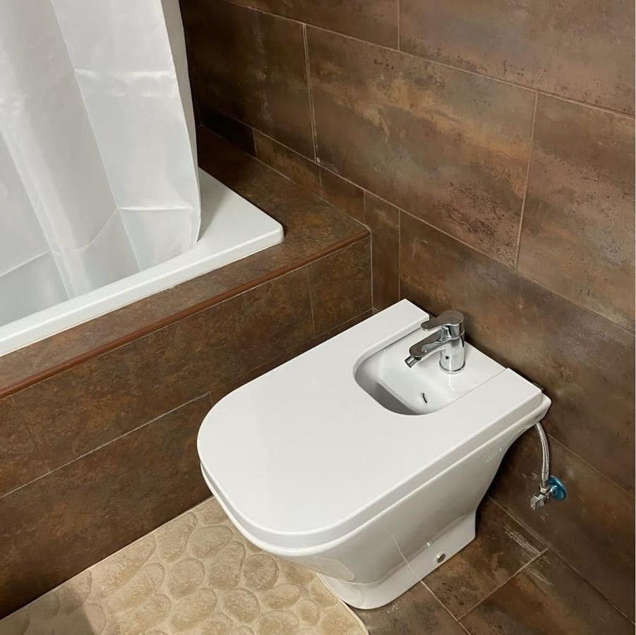 Llança Apartment Sea View מראה חיצוני תמונה