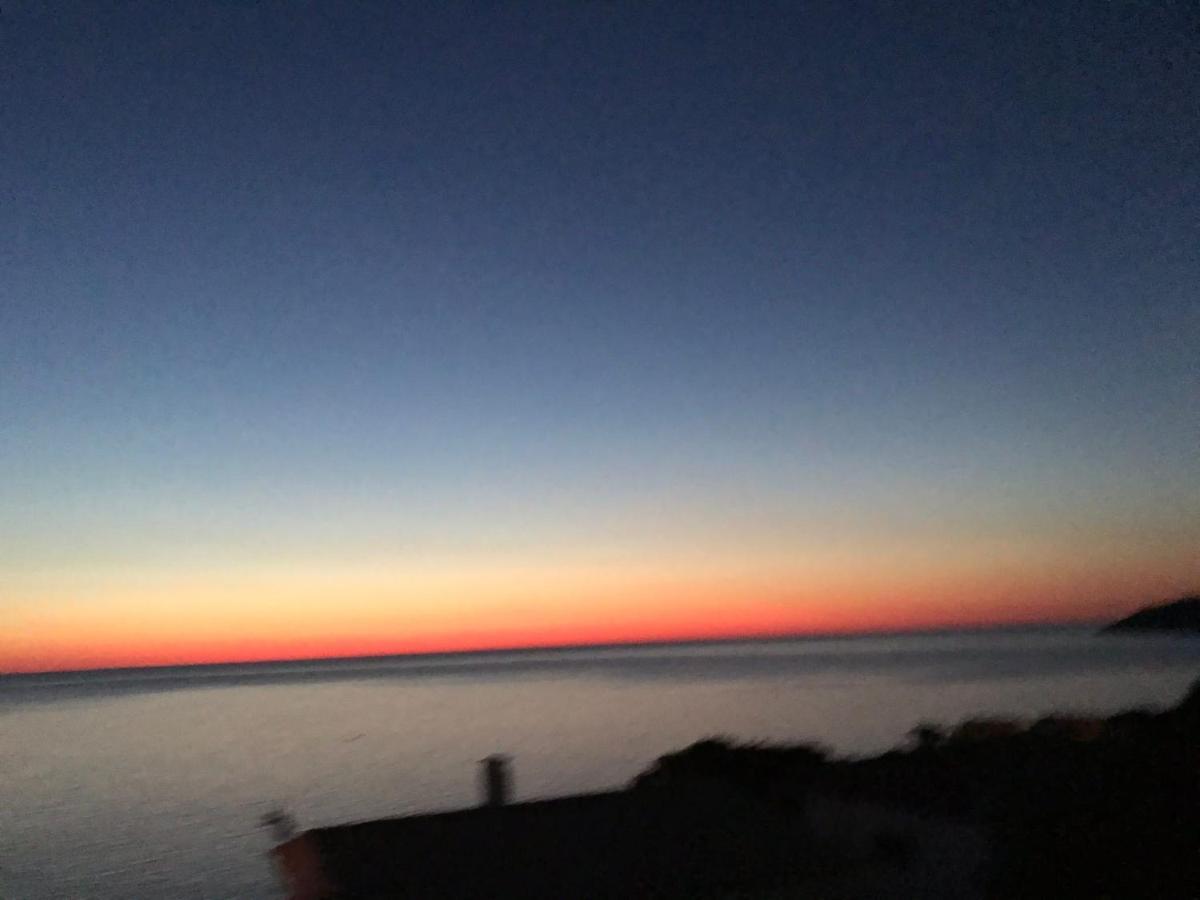 Llança Apartment Sea View מראה חיצוני תמונה