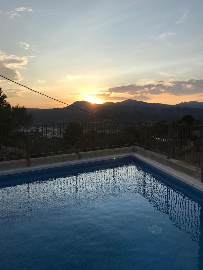 Llança Apartment Sea View מראה חיצוני תמונה